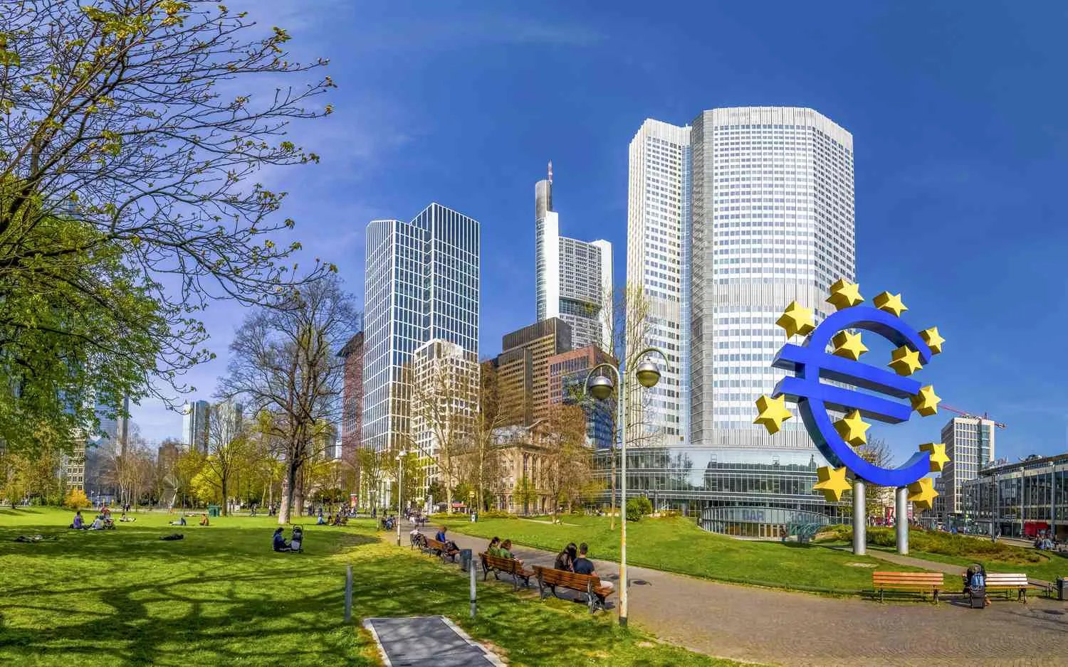 ECB president Christine Lagarde says the global economy is headed for recession